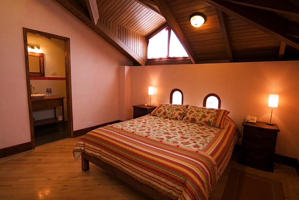 Boutique Hotel Casa Foch กีโต ภายนอก รูปภาพ