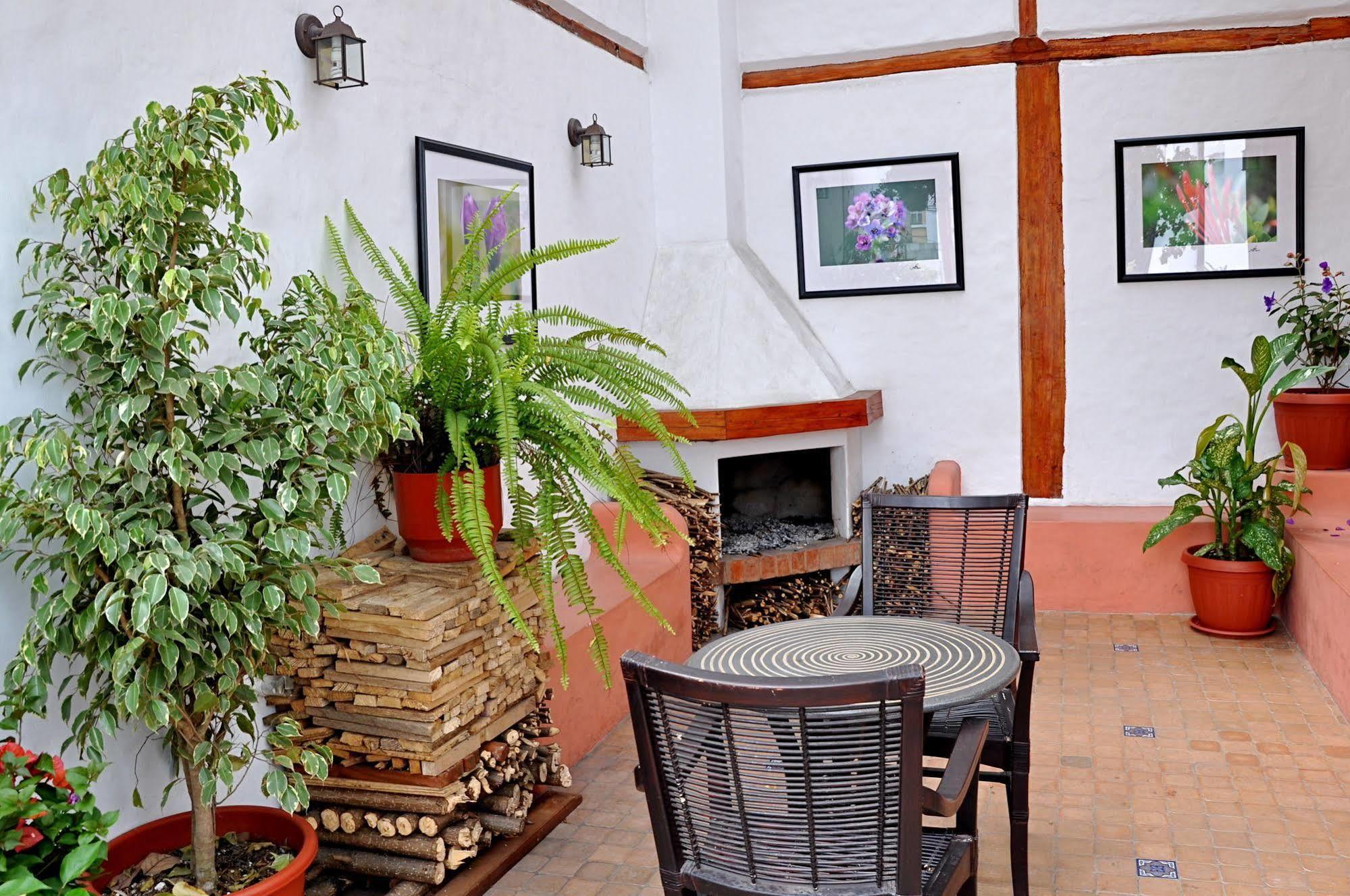 Boutique Hotel Casa Foch กีโต ภายนอก รูปภาพ